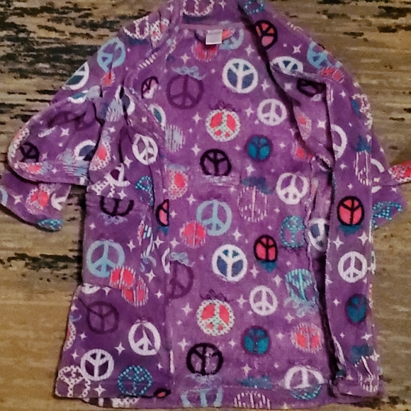 Purple Peace Housecoat - Picture 2 of 4